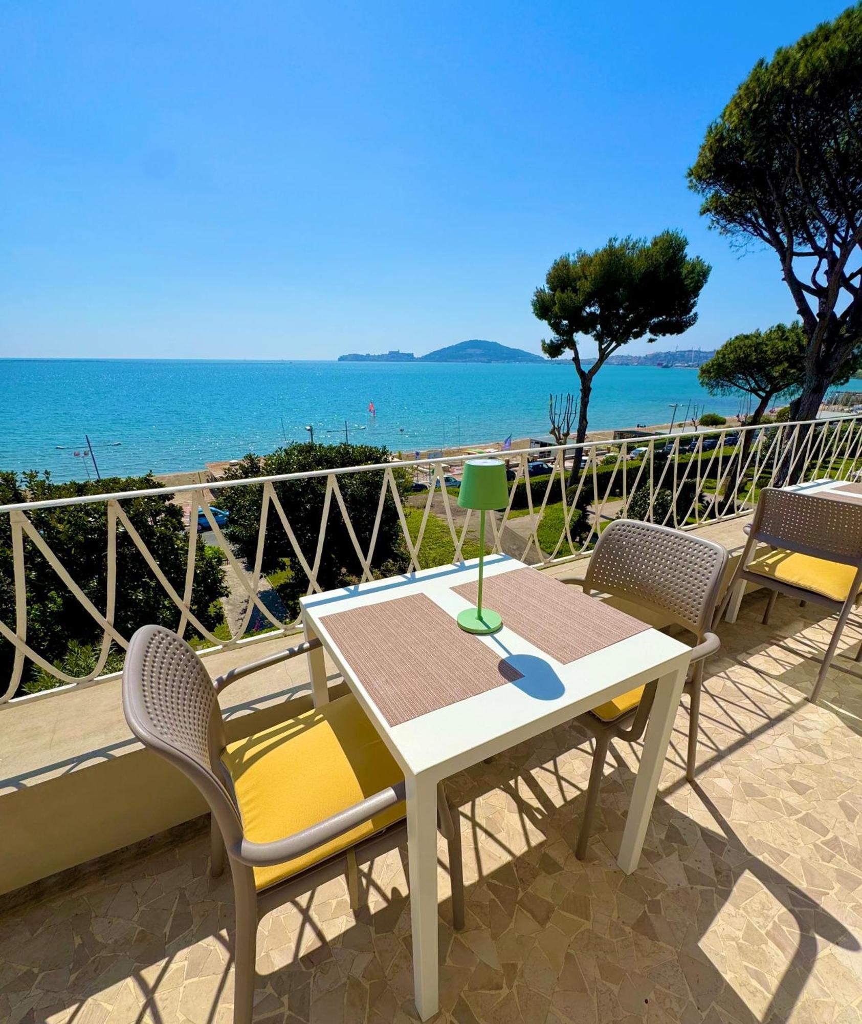 Villa Magnolia Formia Exterior foto